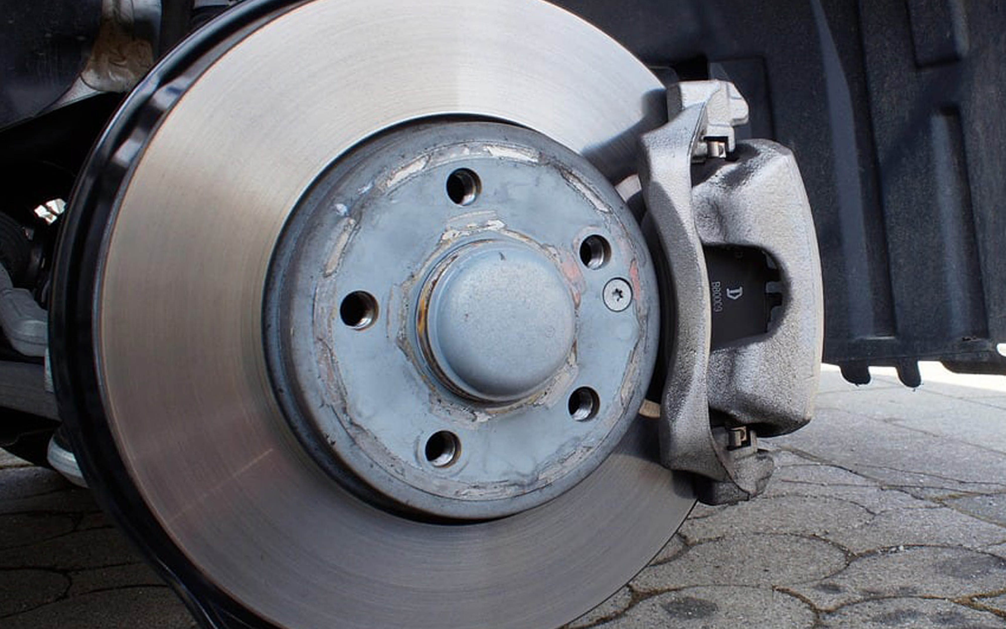 سوت کشیدن لنت ترمز